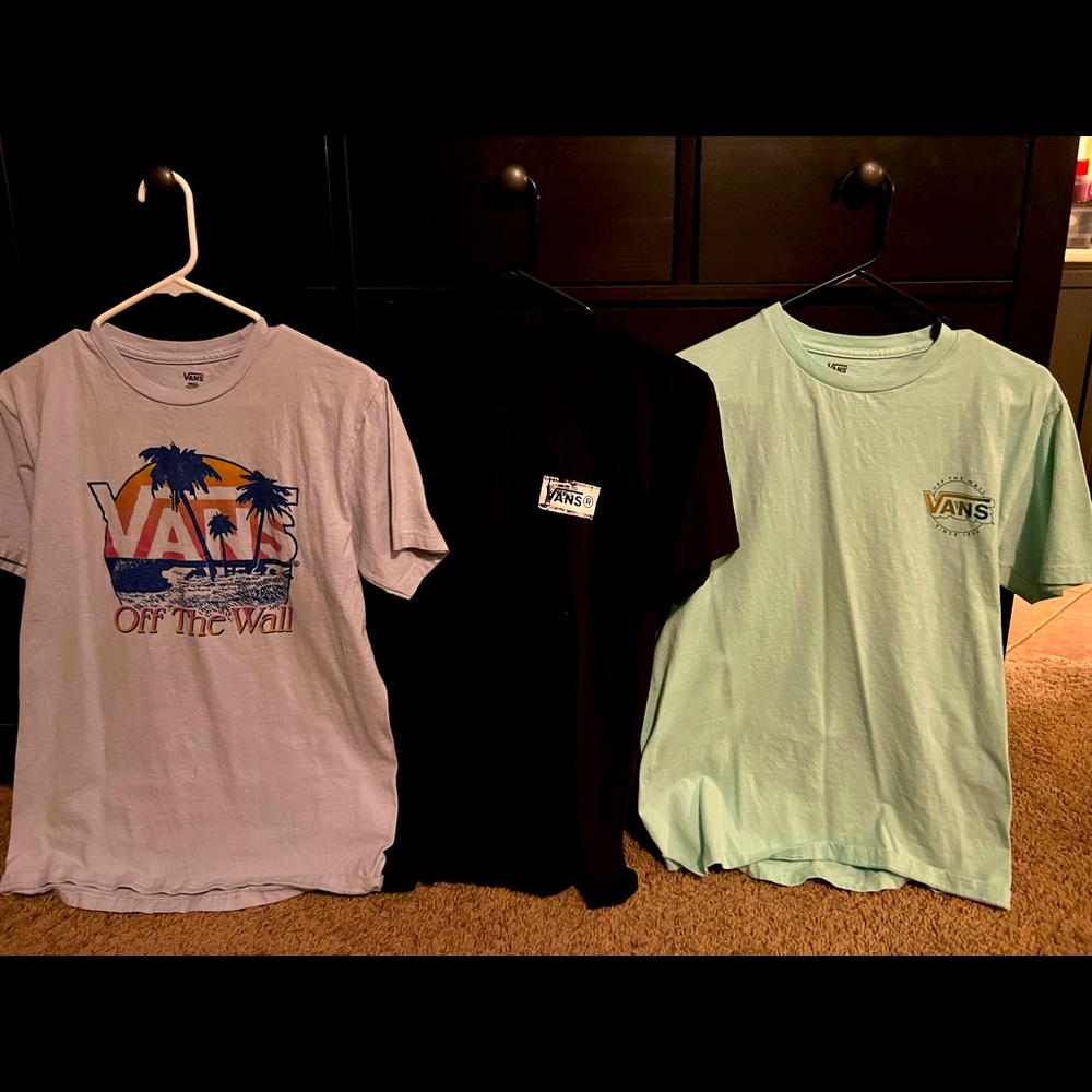 3 mens Vans tshirts size small